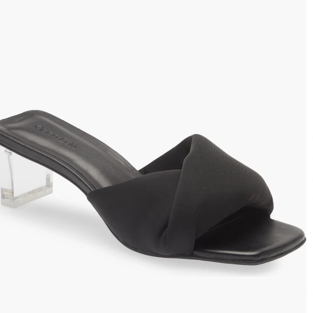 Open Edit Cleo Sandal in black size: 6